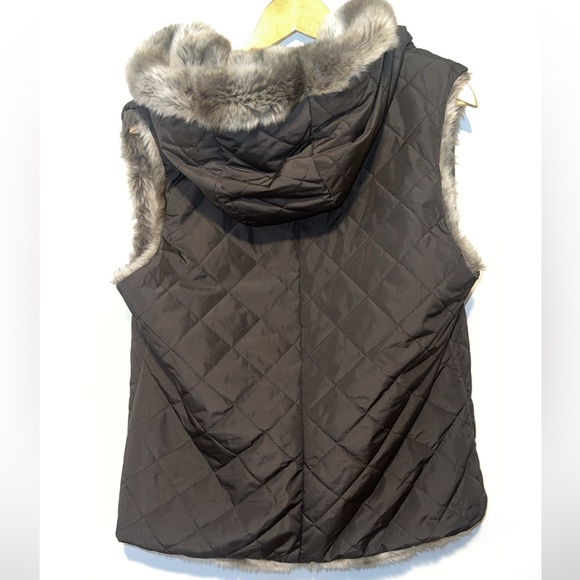 Kristen Blake Faux Fur Hooded Reversible Vest - Picture 7 of 9